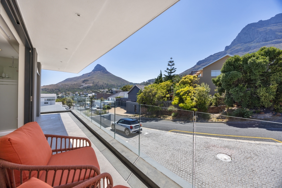 To Let 4 Bedroom Property for Rent in Camps Bay Western Cape